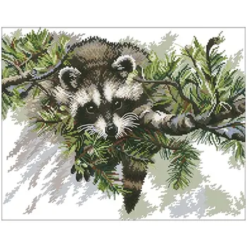 

Raccoon on the pine tree patterns Counted Cross Stitch 11CT 14CT 18CT DIY Chinese Cross Stitch Kits Embroidery Needlework Sets