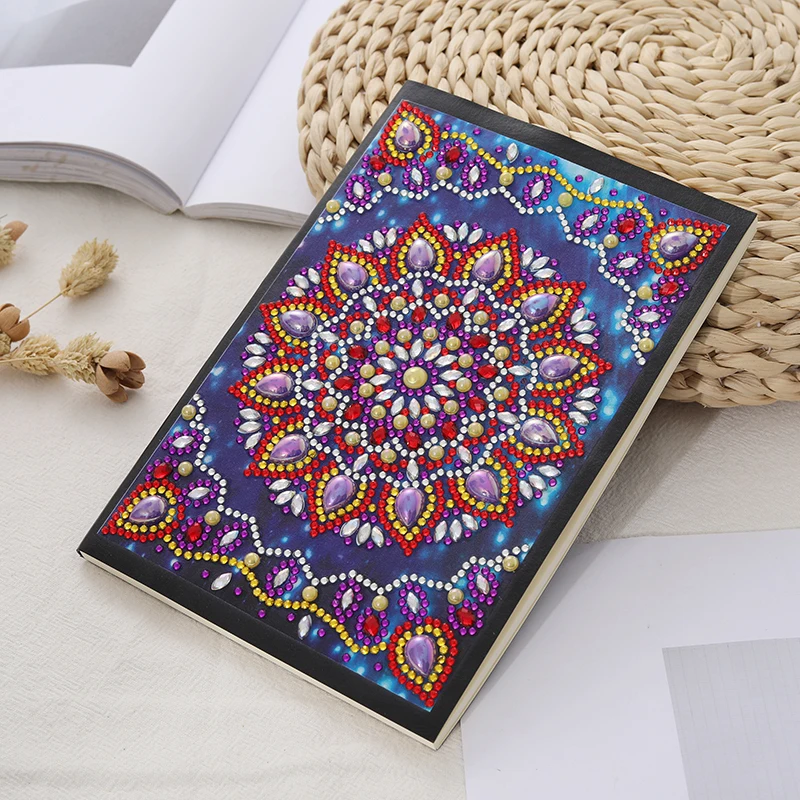

Merry Christmas Mandala Diamond Painting Notebook Diary Book 56 Pages A5 Notebook Embroidery Diamond Cross Stitch Craft Gift