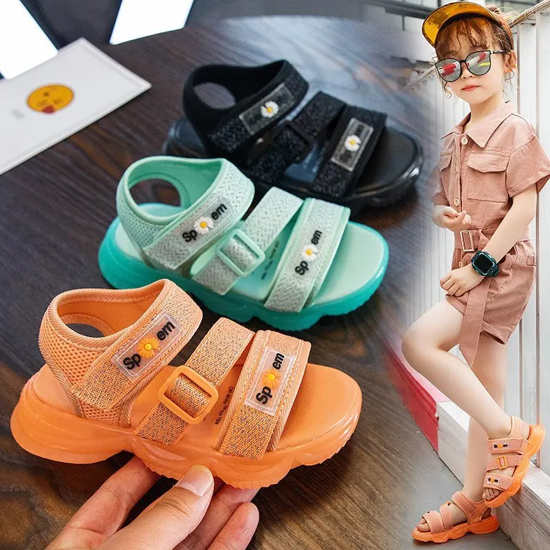 Сандалии для девочек новинка 2020 модная летняя детская обувь мягкие и удобные