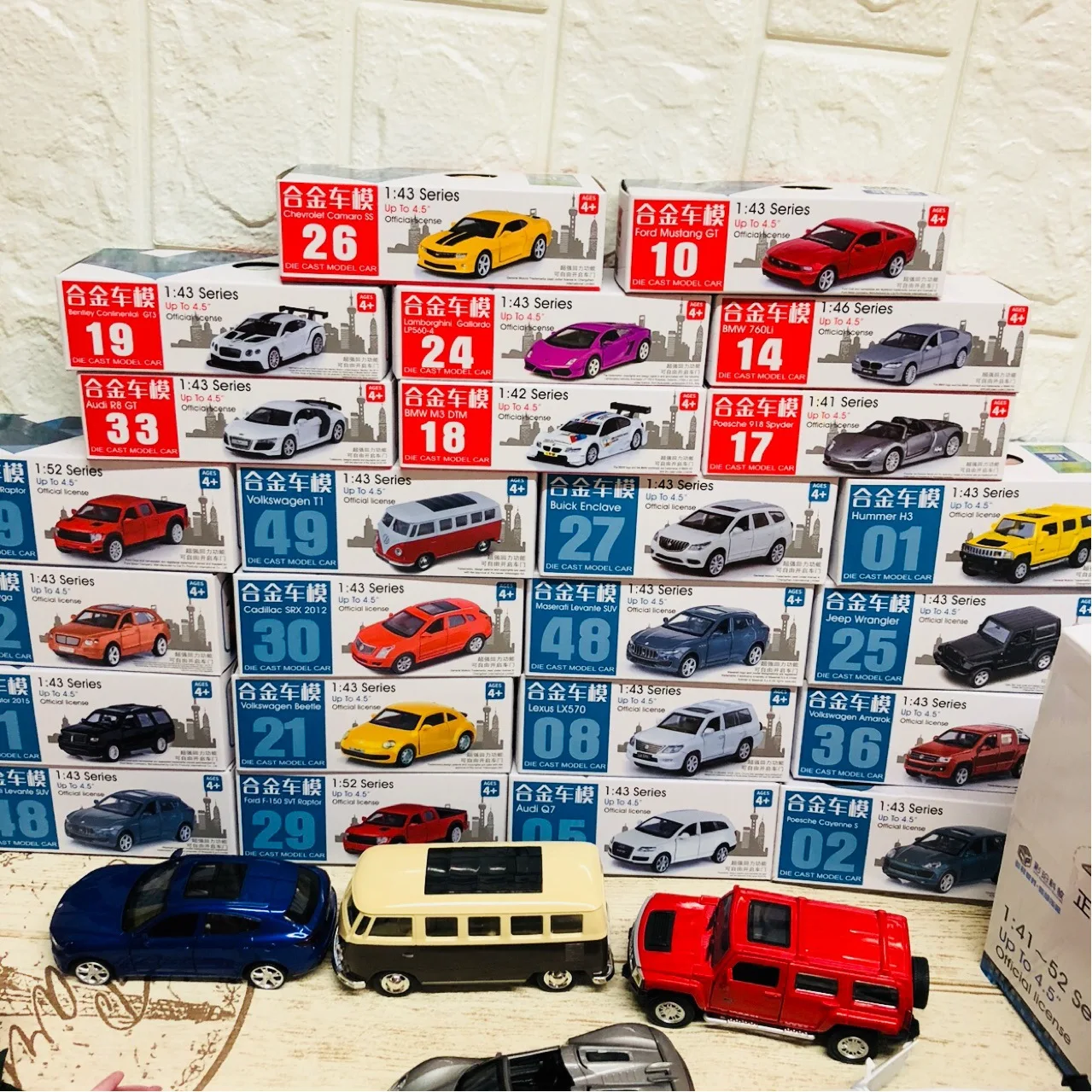 

Caipo 1: 43 Mini Cute Model Metal Car off-Road Sports Car Pocket Toy Jeep Car Model