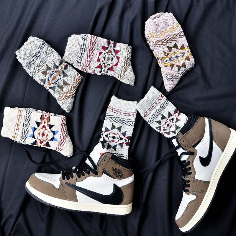 

plaid, Japan and South Korea socks pile pile up couples socks for men and women wind restoring ancient ways for socks