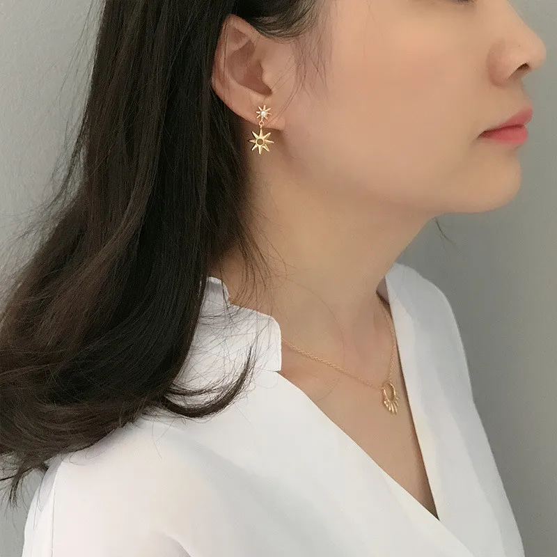 RUIYI Real 925 Sterling Silver Women Cold Wind Fashion Hexameron Charm Earrings Girls Young Niche Sunflower Pearl Stud Earrings
