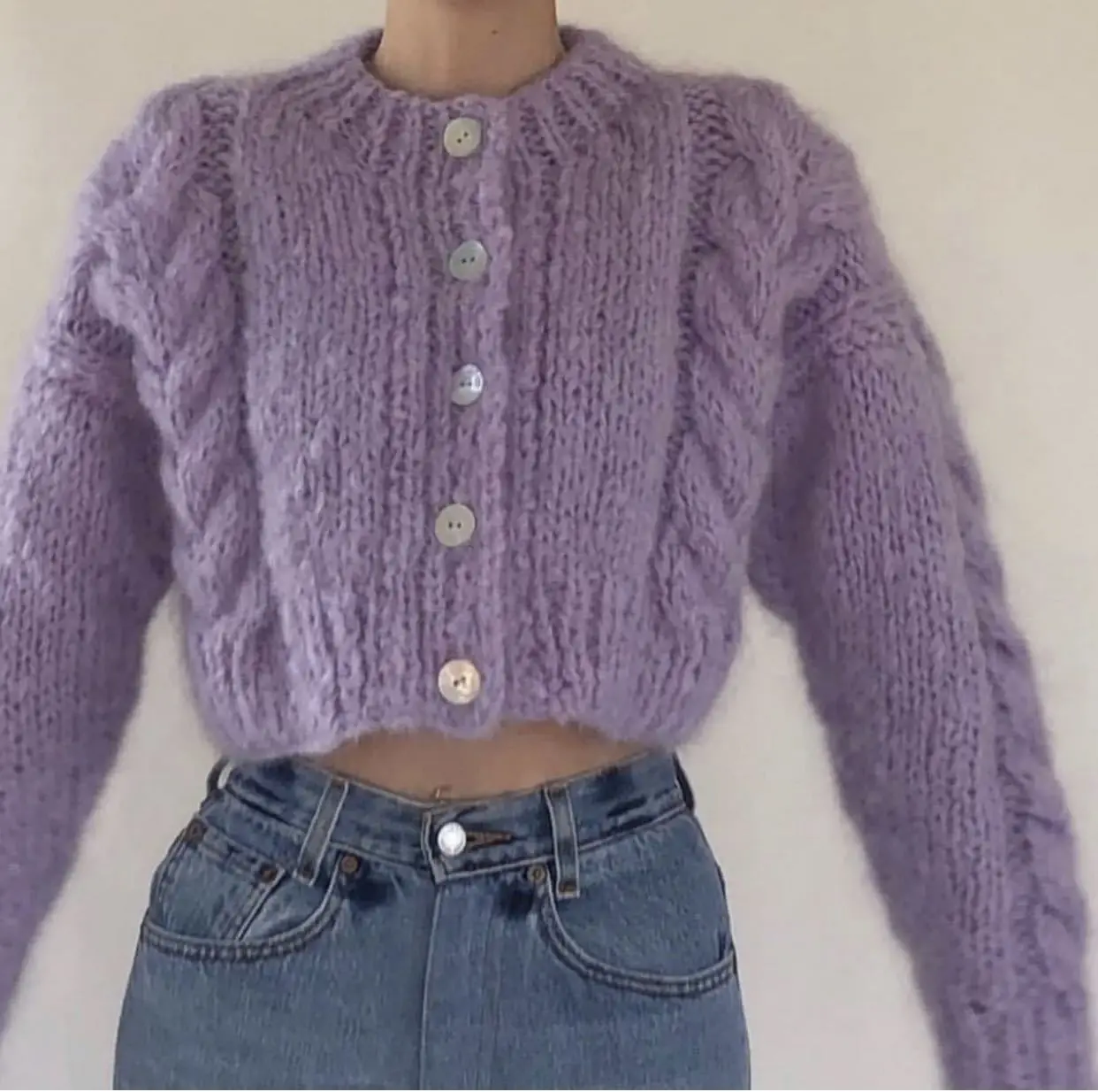 

Early spring ins new high waisted short style pure hand-made and knitted jacket sweater for women
