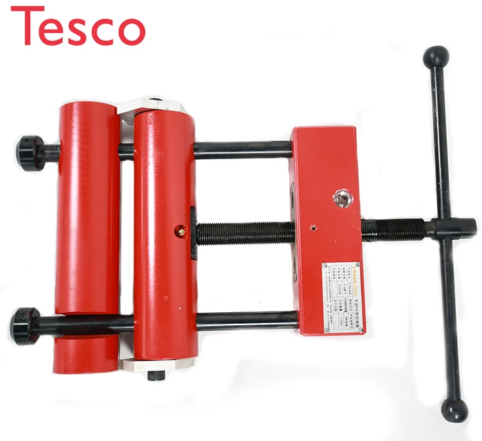 

Manual and hydraulic poly and gas pipe squeeze off clamp tool