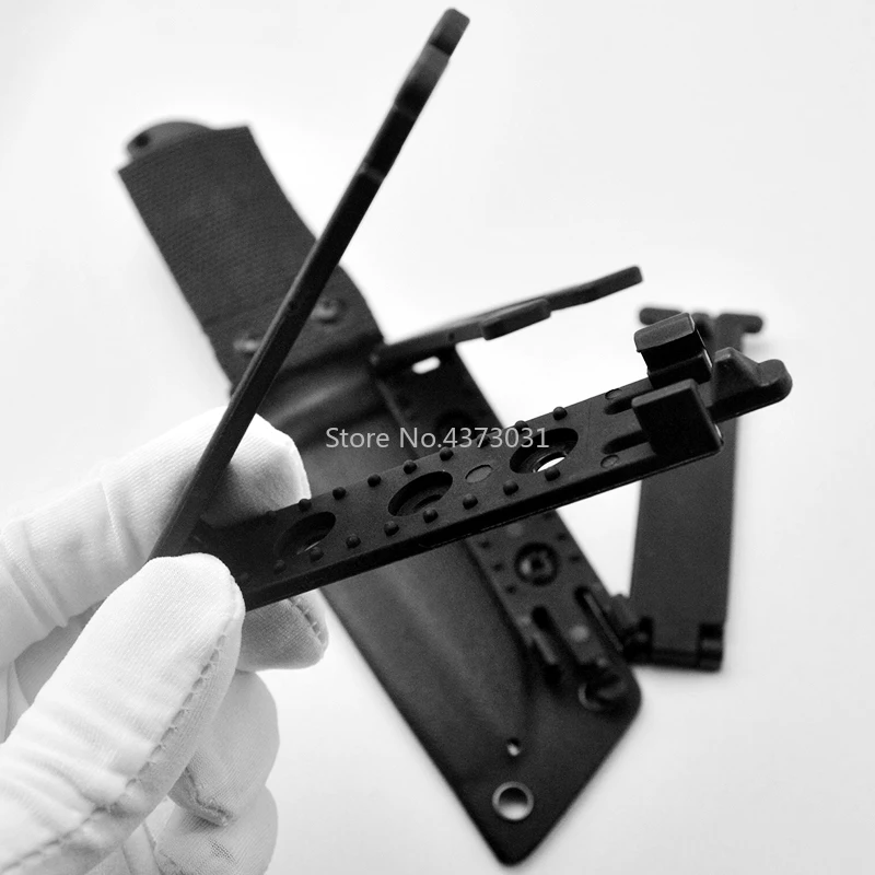 1Piece-MOLLE-LOK-Scabbard-K-Sheath-Waist-Clip-System-Scabbard-Back-Clip-KYDEX-Scabbard-Carrying-Clip (2)