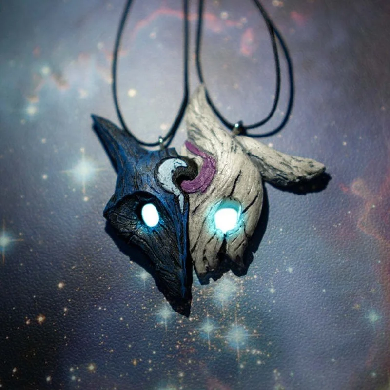 2021 New Couple Necklace Jewelry Animal Mask Two-tone Mysterious Stitching Pendant Gift Party for Gifts | Украшения и аксессуары