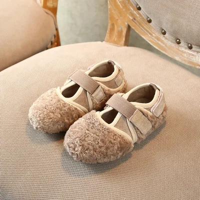 Girls Princess Shoes Kids Fur Shoes Casual Wool Shoes Children's Cotton Flat Shoes Solid Color Hook Loop Children Sneakers 21-37 - Цвет: Коричневый