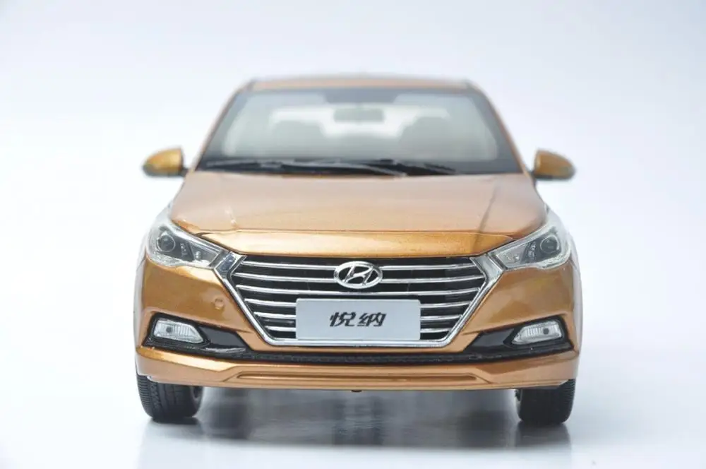 1:18 литая модель для Hyundai Verna Solaris 2016 оранжевая игрушечная машинка из сплава