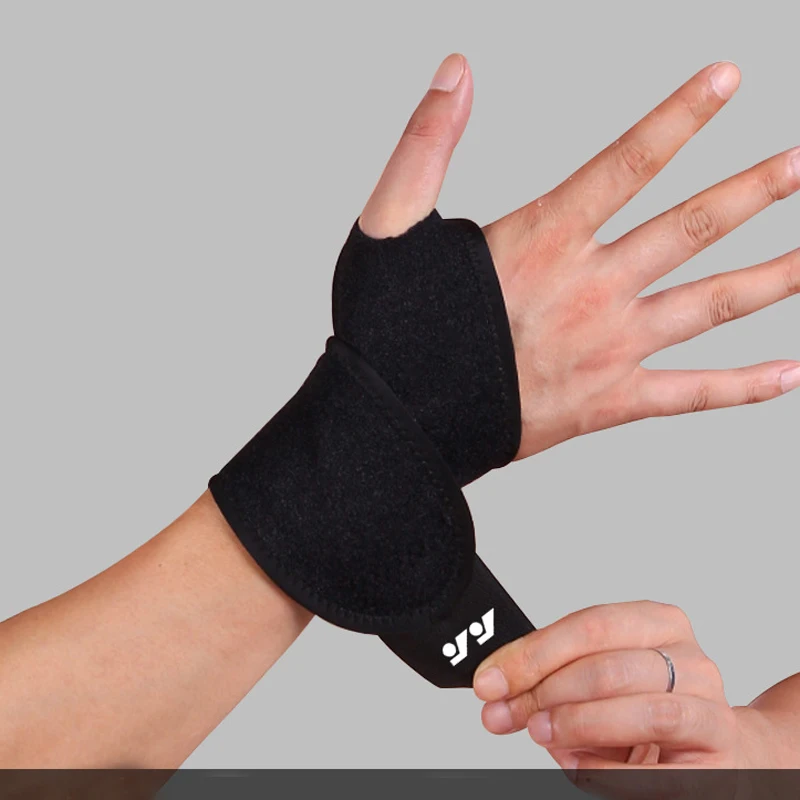 

1PC Sports Bracers Badminton Basketball Tennis Volleyball Wrapping Bracers Sprain Protective Fitness Protective Gear Men Women