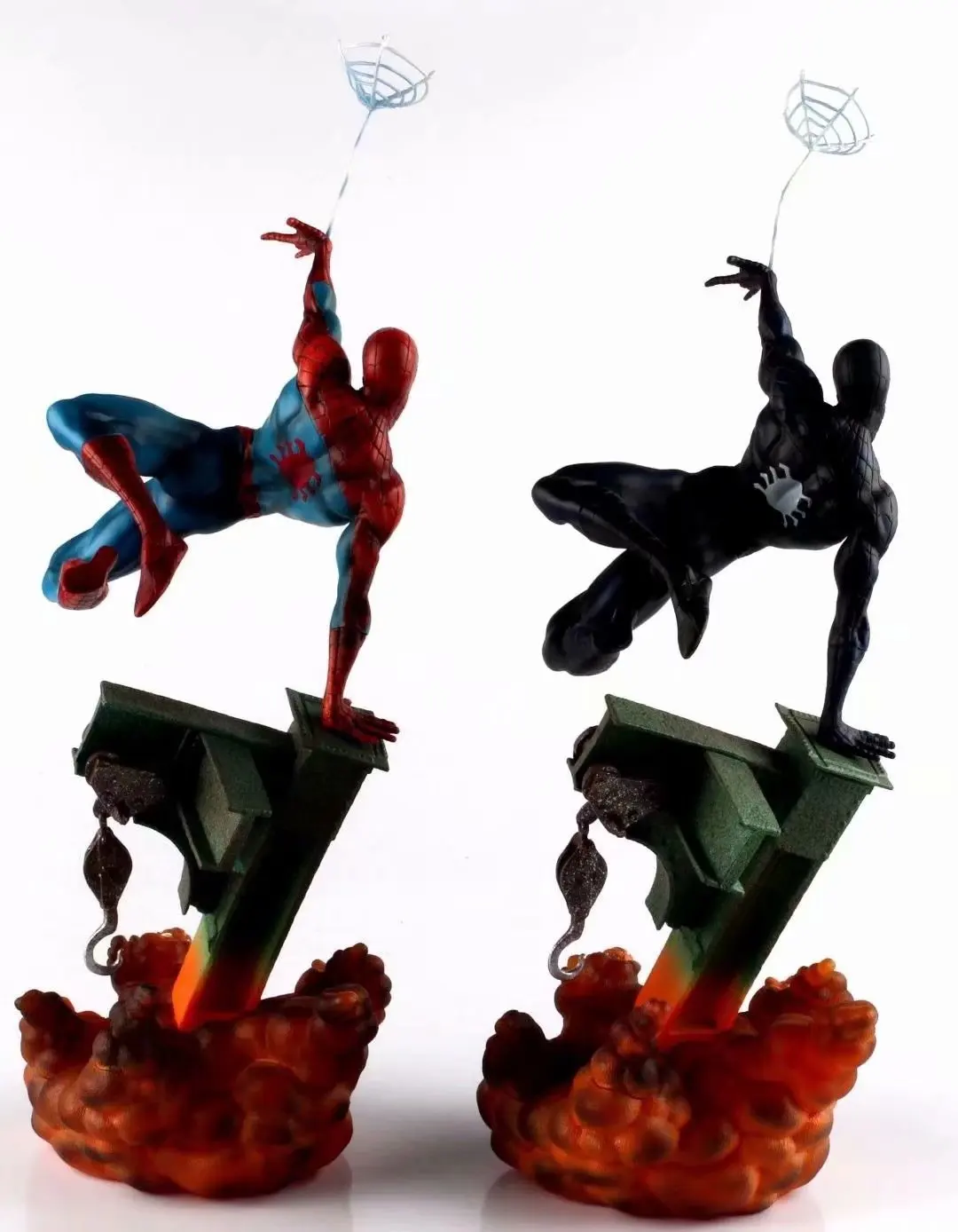 

Anime Spider Man Amazing Spider-Man Scene Red And Black Venom Decoration Model Garage Kit