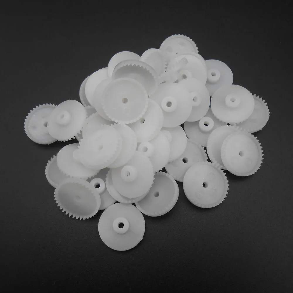 50Pcs 0.5M 36T Plastic Crown Gear 0.5 Modulus 36 Teeth Aperture 2.5mm 2.45mm Tight Distribution 5.4MM X 19MM Gears C362.5A T=36