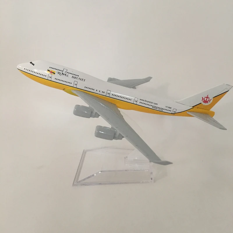 

JASON TUTU 16CM Royal Brunei Boeing 747 Plane Model Airplane Model Aircraft Model Diecast Metal Airplanes Model 1:400 Plane Toy