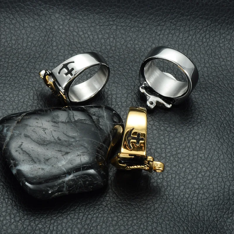 4351342894_855294697