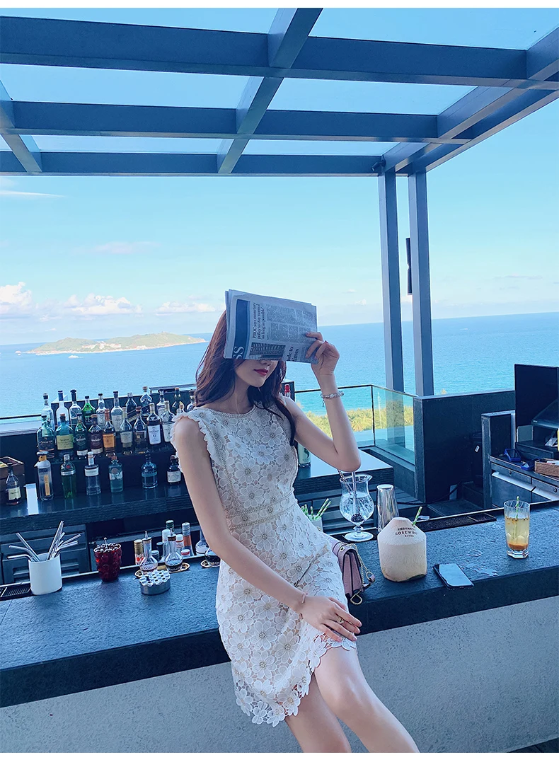 Women Lace Embroidery Dresses For Party 2021 Women'S Summer New Temperament Slim Round Neck High Waist Fashion Dress Office Lady