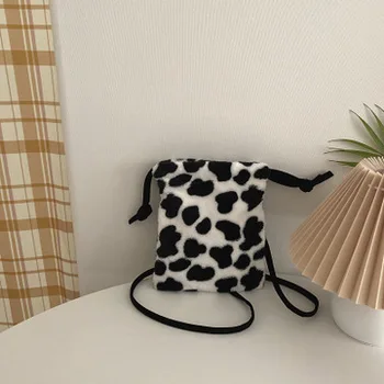 

Milk Cow Print Drawstring bag for Women 2020 Canvas storage Shoulder Bags Cute mini canvas Crossbody Bag for girls Purse Bolsas