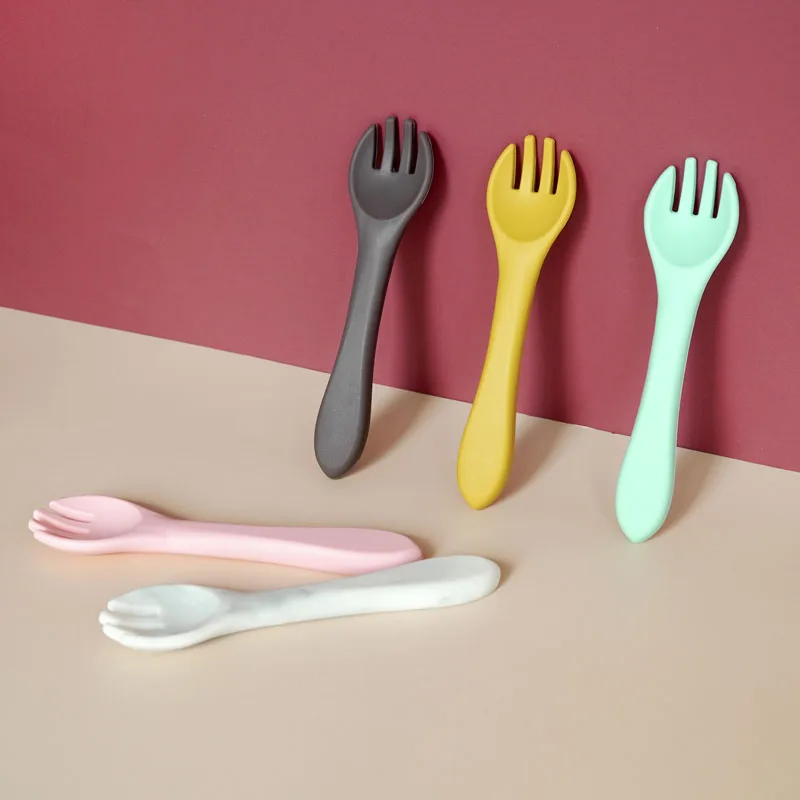 BPA Free Soft Silicone Spoon Fork Baby Feeding Solid Food Spoon Toddlers Infant Accessories Dishes Tableware For Children 2