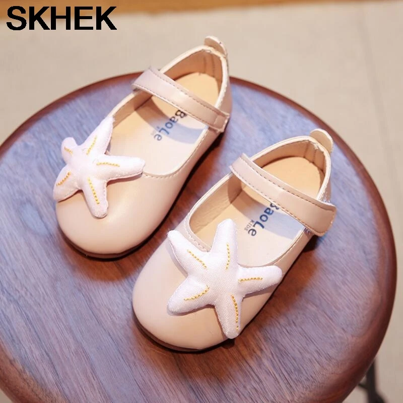 

SKHEK Children Casual Shoes Leather Sandals Party Dress Loafers Kids Shoes Wedding Dance Girls Princess Shoes