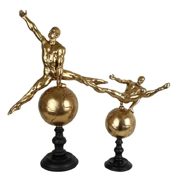 

European Retro Gold Gymnastics Character Statue Modern Luxury Light Art Sculpture Resin Crafts Home Decoration Accessories R4015