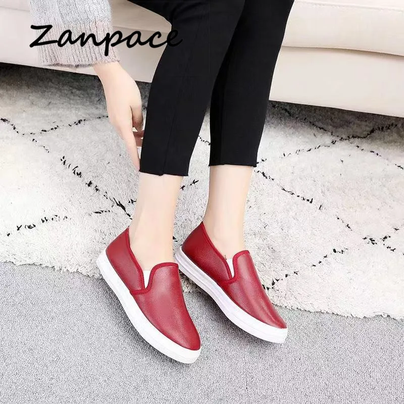 Black Platform Shoes Woman College Style Winter Keep Warm Casual Loafers Leather Shoes Slip-On Ladies Flats Platform women shoes