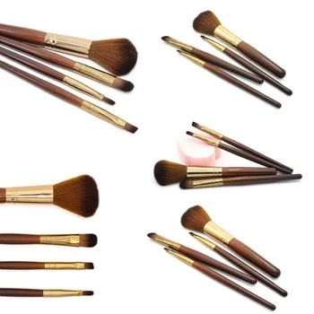 

Delicate Soft Smooth Tool Makeup Fiber Brush 4 pcs Blush Brush Eye Shadow Brush Lip Brush 4 Pieces Makeup Brush Set