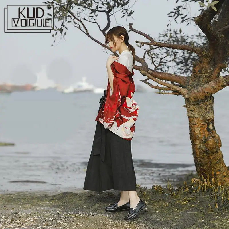 Japanese Kimono Traditional Yukata 2019 New Women Casual Anime Printing Shirt Clothes Traditional Kimonos Men StreetWear Coat