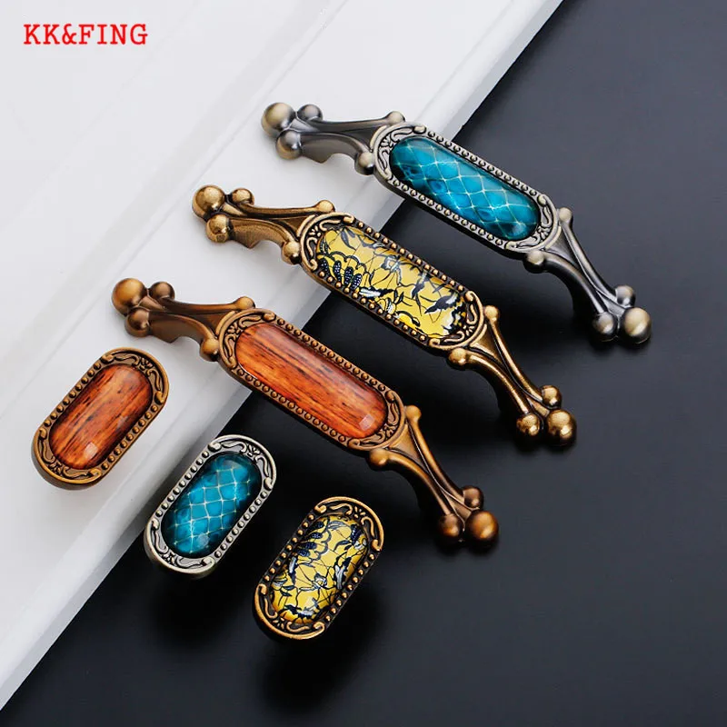 

KK&FING European Classical Crystal Zinc Alloy Cabinet Handles Drawer Knobs Vintage Wood Grain Cupboard Wardrobe Door Handle