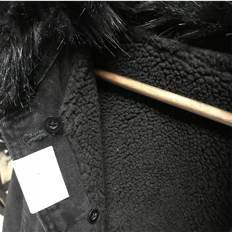 awesome  Winter Big Fur Collar Lambswool Lining Denim Jacket Women Thick Warm Black Short Jeans Jacket Loose