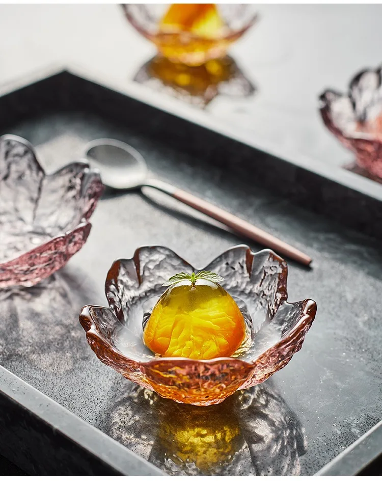 Flower Shape Plate Gold Saucer Cherry Blossom Dish Pink Petal Dish Household Sauce Dipping Dish Seasoning Dish Crystal