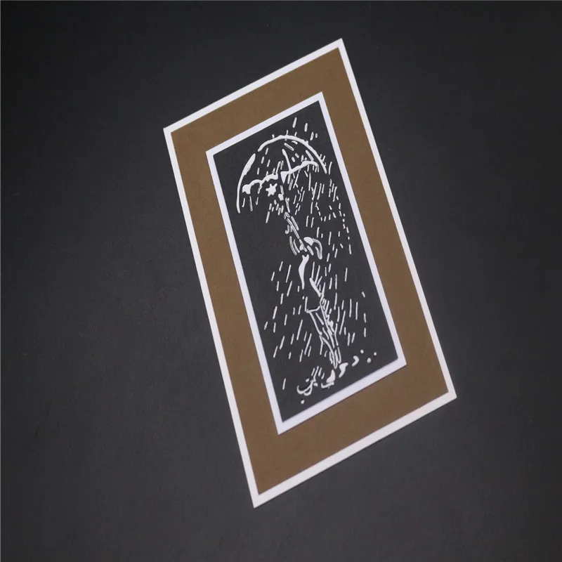

Bi fujian Girl In the Rain Frame Metal Cutting Dies New 2019 Scrapbooking Craft Dies Cuts Cards Making Paper Art DIY Embossing