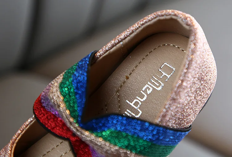 Новая Осенняя детская обувь для принцесс; блестящая обувь для девочек; Детские балетки на плоской подошве; милая Брендовая обувь для малышей; модная танцевальная обувь Mary Jane