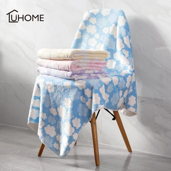 

Clouds Floral Printed Bath Towel Beach Towel for Adults Fast Drying Soft Thick High Absorbent Antibacterial Large Towel 126x73cm