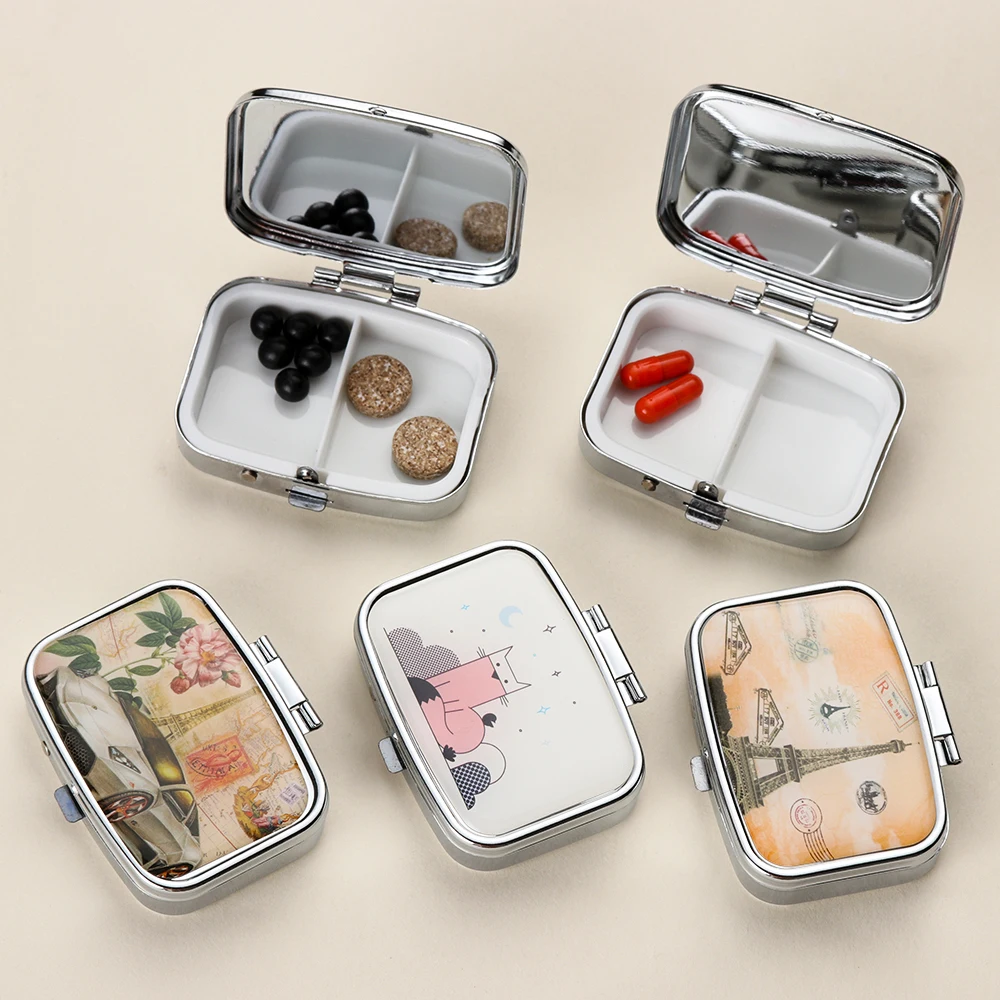 

1PC Mini Folding Travel Pill Case Container for Medicines Organizer Portable Tour Pill Cutter Splitters Metal Pill Box Random