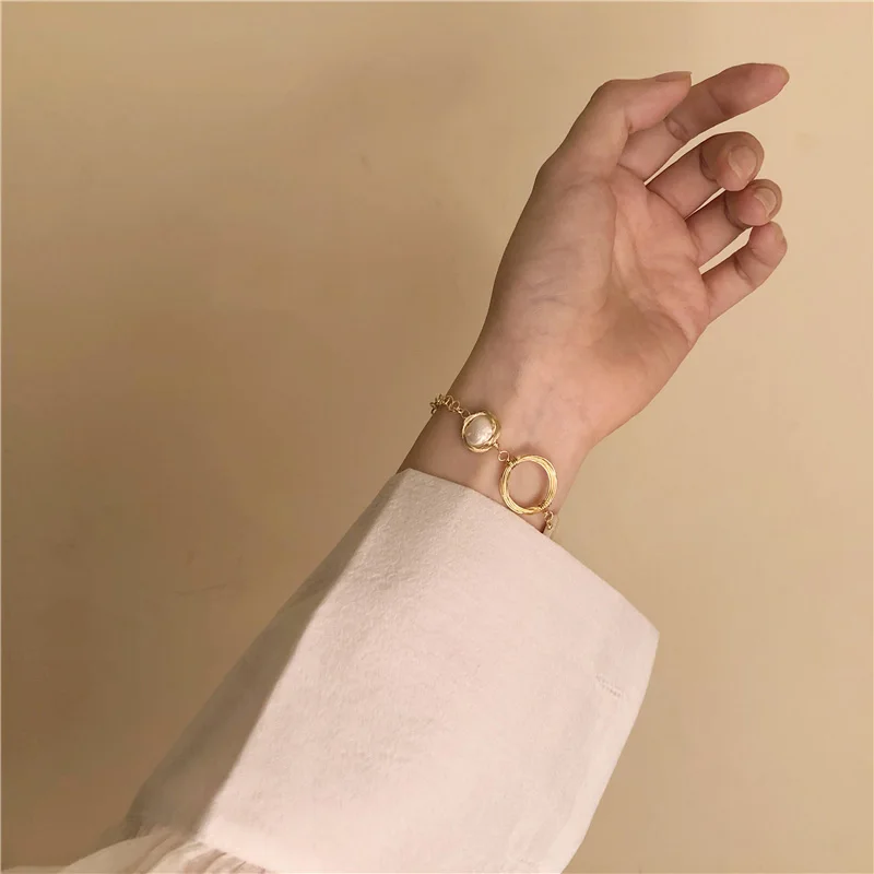 

JLBN1252 Chaoxian Natural Pearl Shellfish Hand-made French Retro-style Bracelet Women's Style