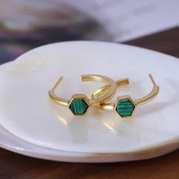 

European and American jewelry fashion small geometric hexagonal mosaic green stone exquisite simple small circle earrings girl