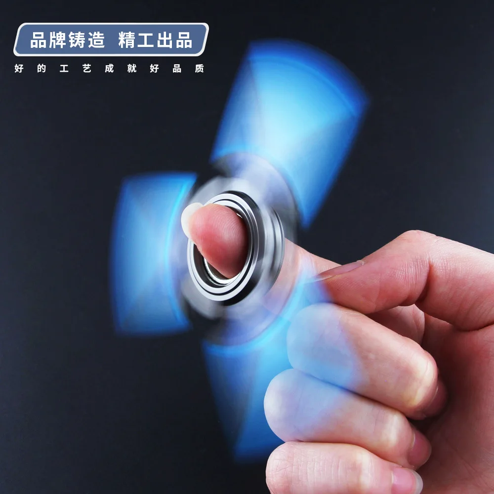 15640178528_1817705008