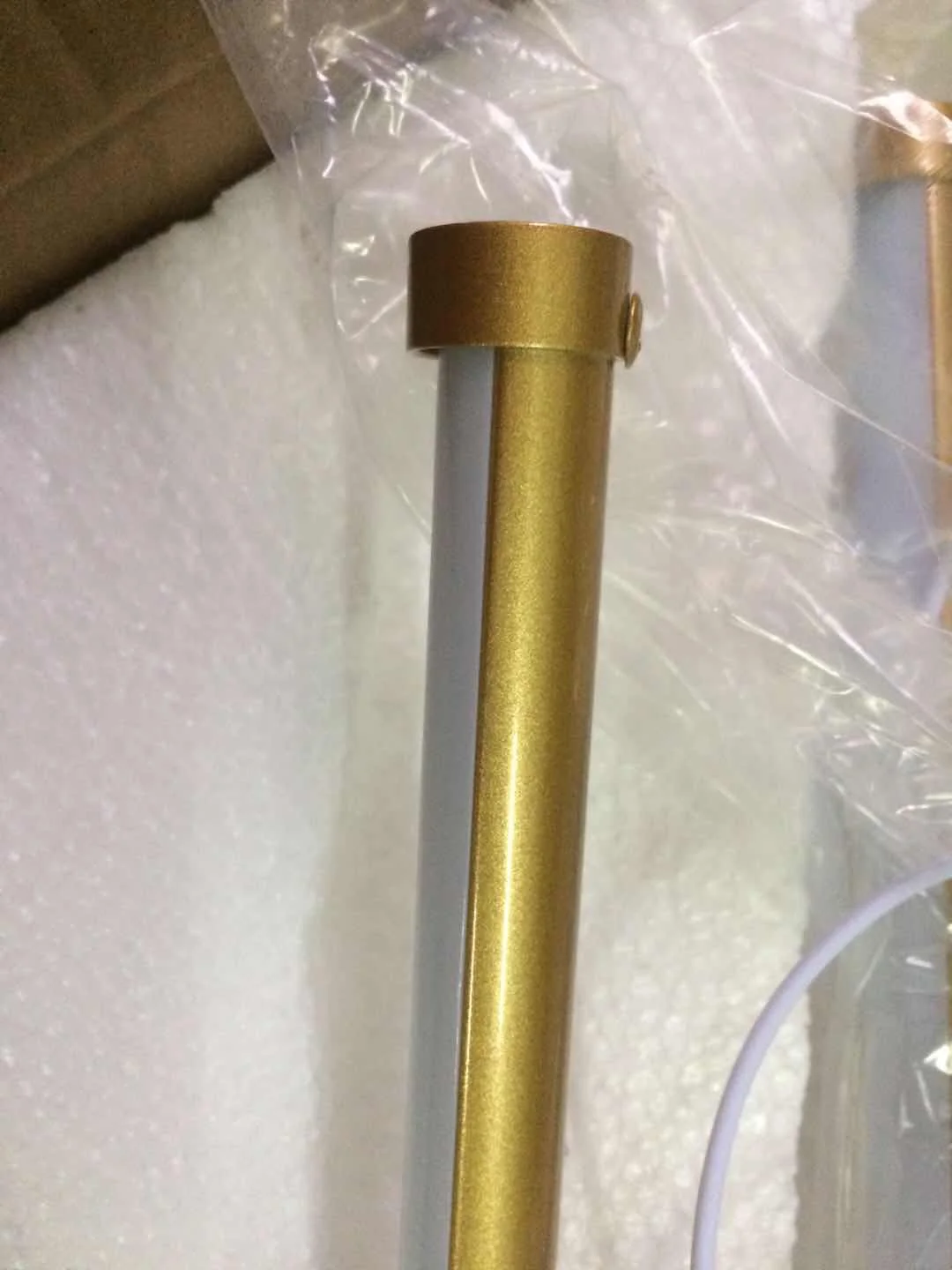 Modern LED dining room chandelier lighting Nordic restaurant long hanging lights office fixtures Bar illumination study lamps Modern LED dining room chandelier lighting Nordic restaurant long hanging lights office fixtures Bar illumination study lamps