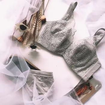

High-end Hollow Lace Embroidery Gathers Ultra-thin Non-sponge Soft Steel Ring To Receive The Breast Underwear Single Piece 2020