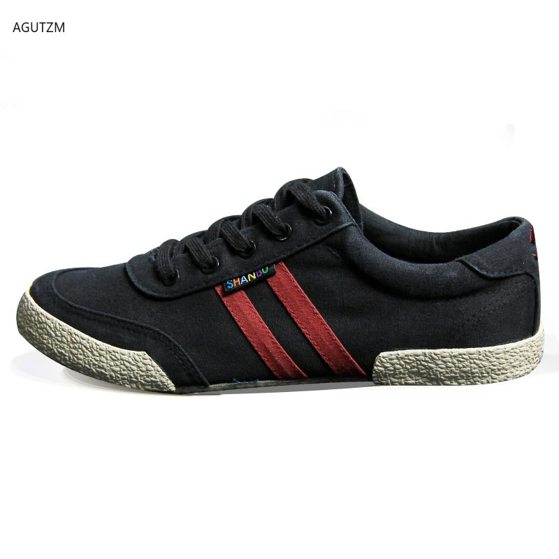 flat trainers mens