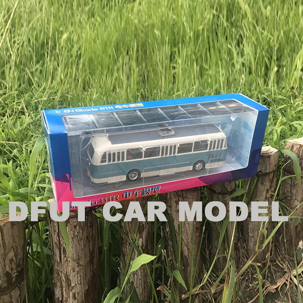 Scale 1:64 8TR BUS Model Diecast Metal Alloy Car Model Toy Gift For Collection With Free Shipping