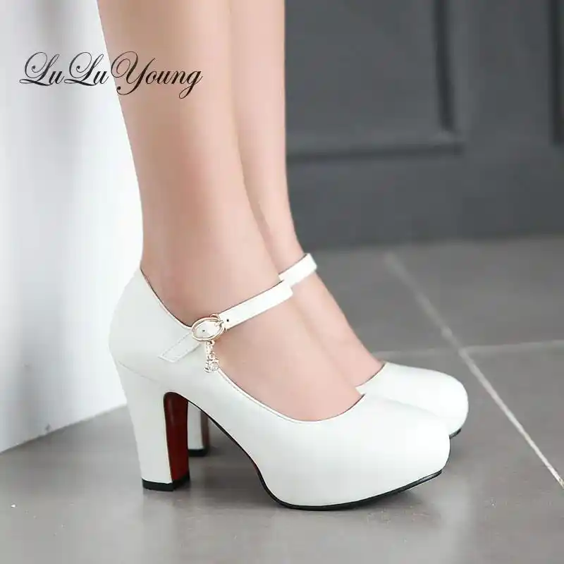 white bridesmaid shoes