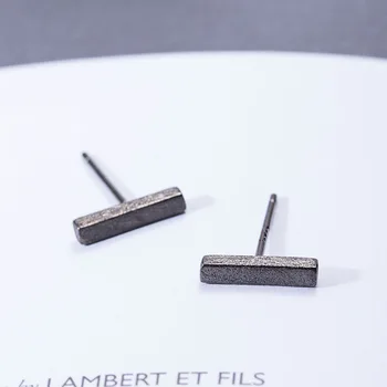 

Acecare S925 Silver Black Long Stud Earrings Beautiful And Simple Artistic Temperament Design Mini Small Female Earring