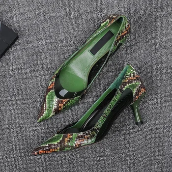 

Runway Snake Skin Sexy High Heels Women Pointed Toe Pumps Shoes Fashion 2020 Spring Animal Print Ladies Party Dress Shoes Woman