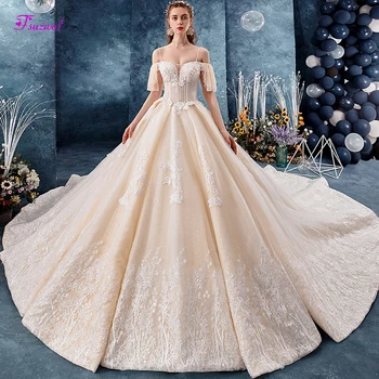 

Fsuzwel Gorgeous Boat Neck Appliques Lace A-Line Wedding Dress 2020 Luxury Spaghetti Straps Beaded Princess Bride Gown Plus Size