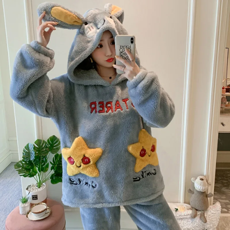 12092768737_22420276