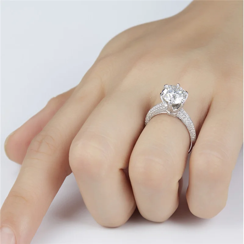 Jewelry 18K gold Mosanite diamond ring Classic six-claw luxury process