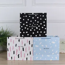 Стиль бумажный пакет с принтом креативная бумажная сумка точечная ткань сумка настраиваемая Подарочная сумка в настоящее время доступна напрямую от производителя Se