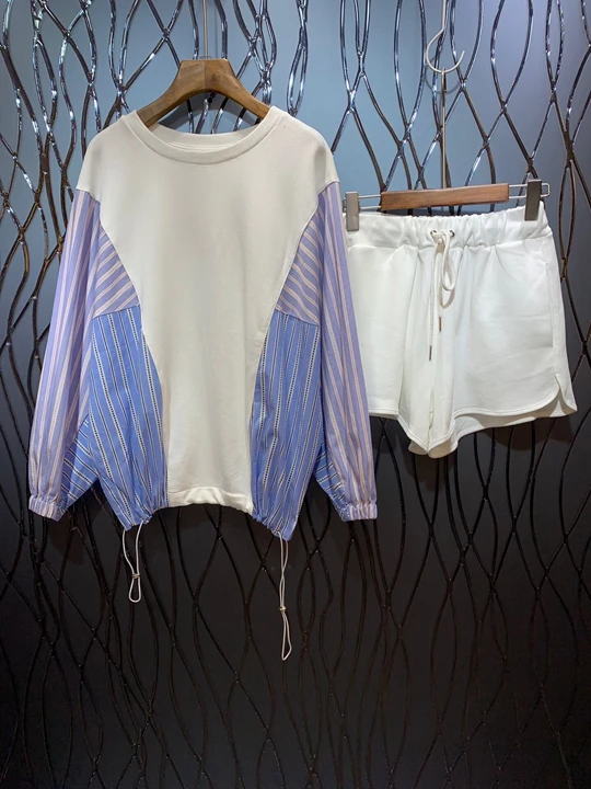 

Early Autumn 2019 New Woman Round-collar Bat Sleeve Coloured Drop Guard + Short Pants Suit 725
