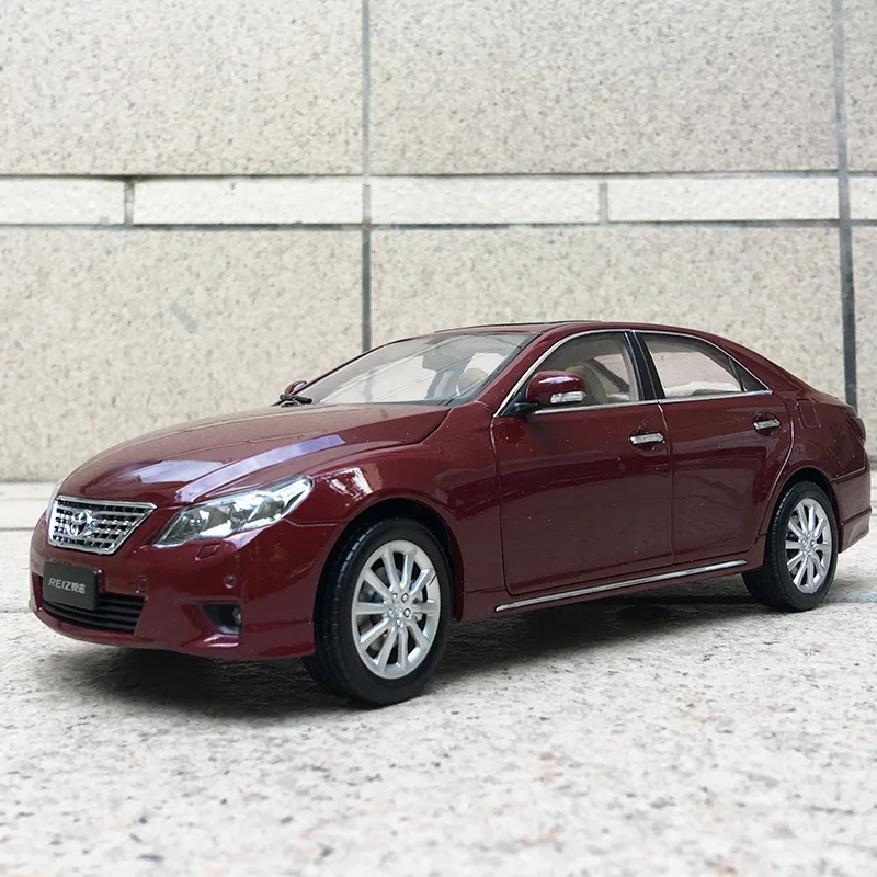 Игрушечный муравей автомобиль 1:18 рейз старые модели Тойота рейз шесть открытых дверей сплав модель автомобиля Модель автомобиля коллекция украшений