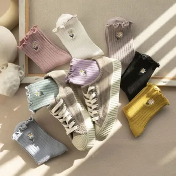 

Women Girl Daisy Floral Embroidery Ankle Socks Candy Color Ruffles Cuffs Ribbed Vertical Striped Casual Mid Tube Hosiery