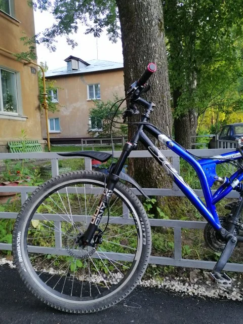 Ua018e38861f74d53935a9fd58260180bw